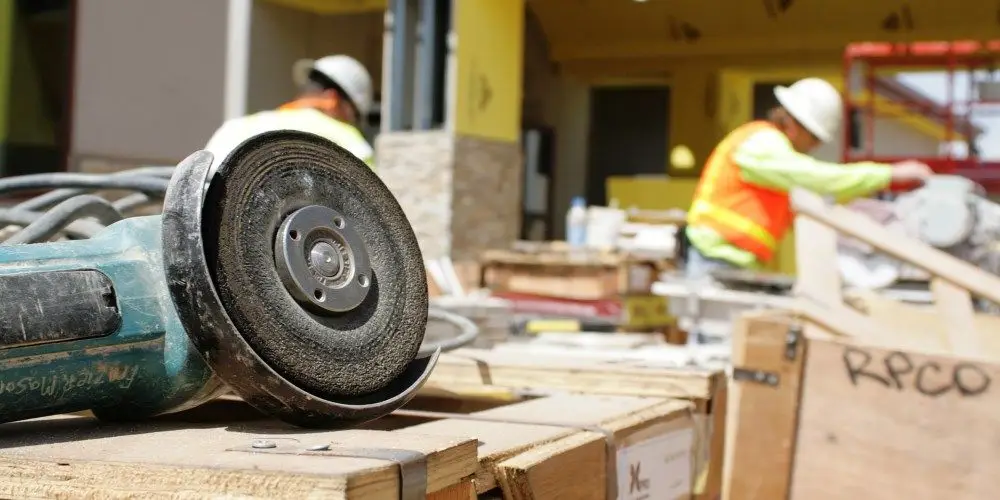 Como Escolher um Gerador para Obras de Construção Civil: Guia Prático